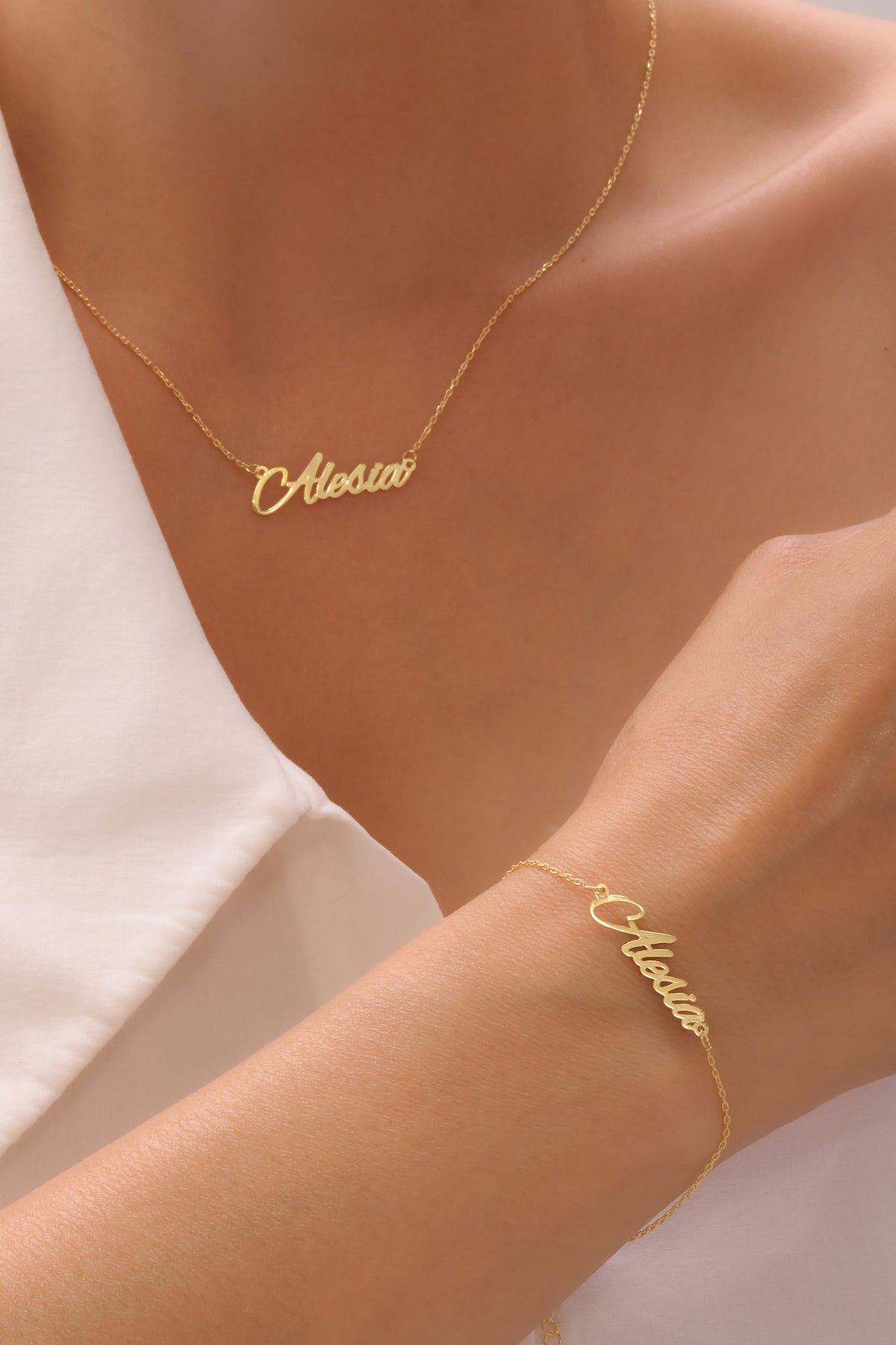 Notting Hill Name Necklace